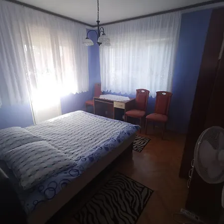 Apartman Marija 100m From The Pebble Crikvenica