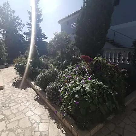 Apartman Marija 100m From The Pebble Crikvenica