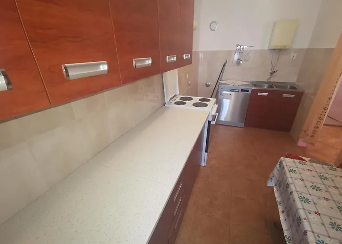 Apartman Marija 100m From The Pebble