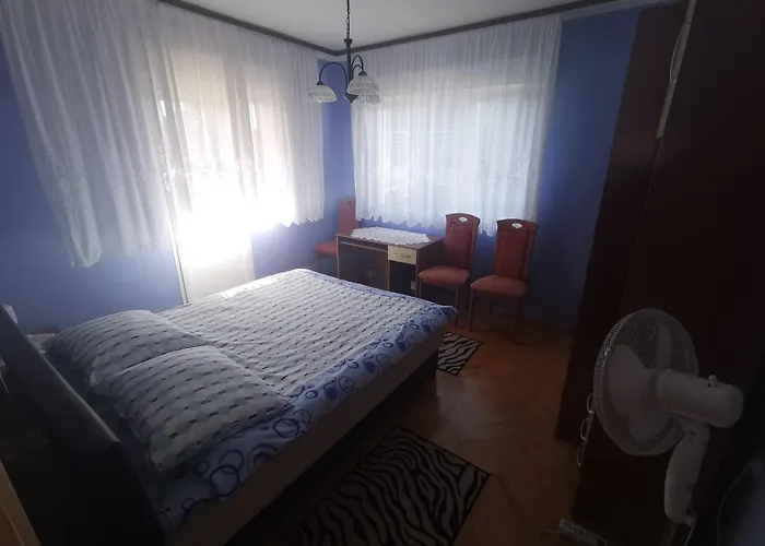 Apartman Marija 100m From The Pebble Crikvenica