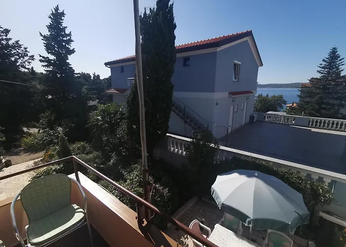 Apartman Marija 100m From The Pebble *